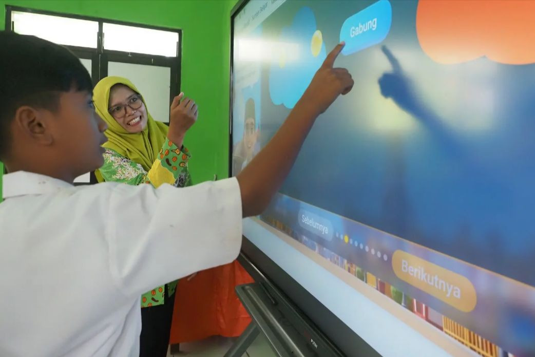 Siapkan Guru Hadapi Tantangan, Kemendikdasmen Gelar Pelatihan Literasi Digital Secara Masif